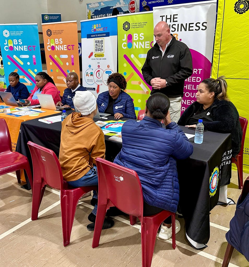 Alderman James Vos, Mayoral Committee Member for Economic Growth participated in community activations alongside the City’s Business Hub team and addressed small business owners at a training workshop.