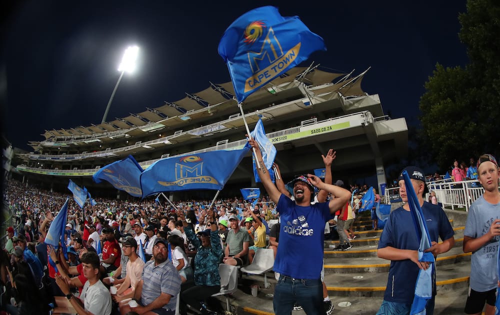 Supporters cheer during a MI Cape Town match.