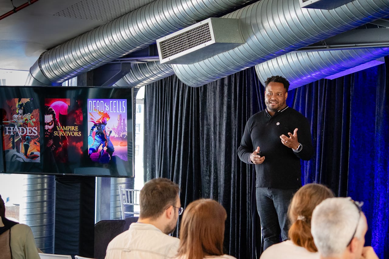 Africa Games Week expert presenting on stage